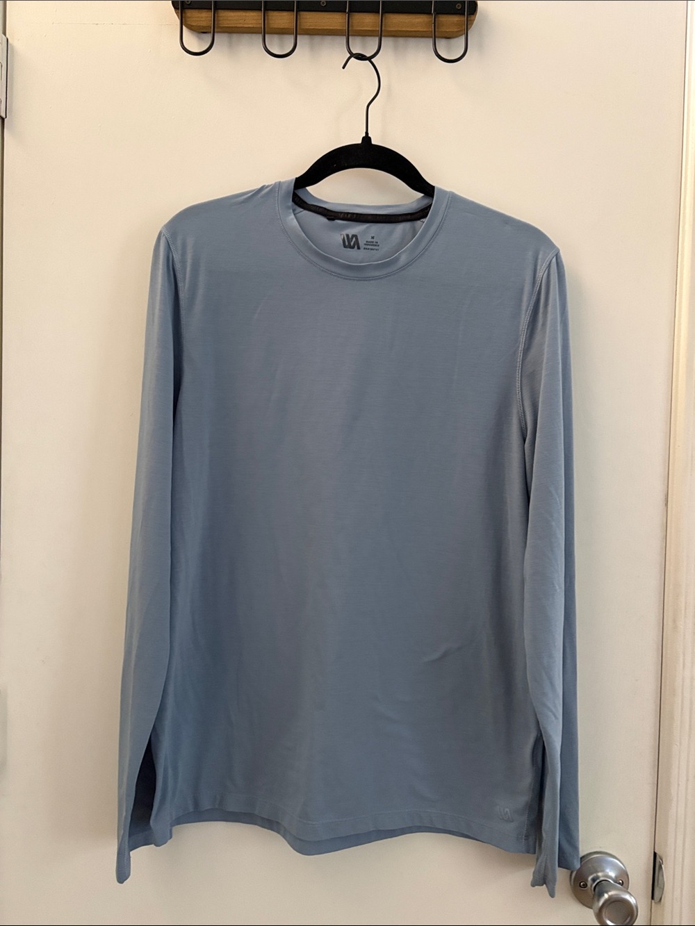 VRST Long-Sleeve Crew in Light Blue - Men's Performance Tee Size M Gymwear